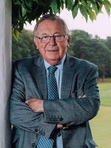 Donald Steel, golf course architect